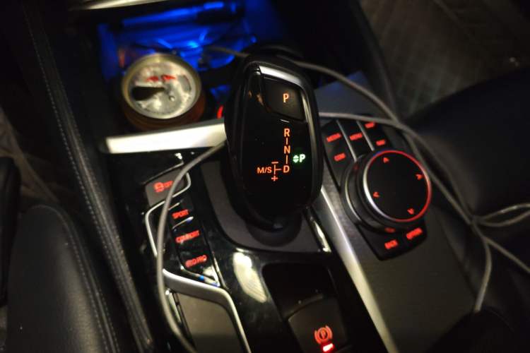 Used BMW 5 Series 2020 530i M Sport Package Gear Lever