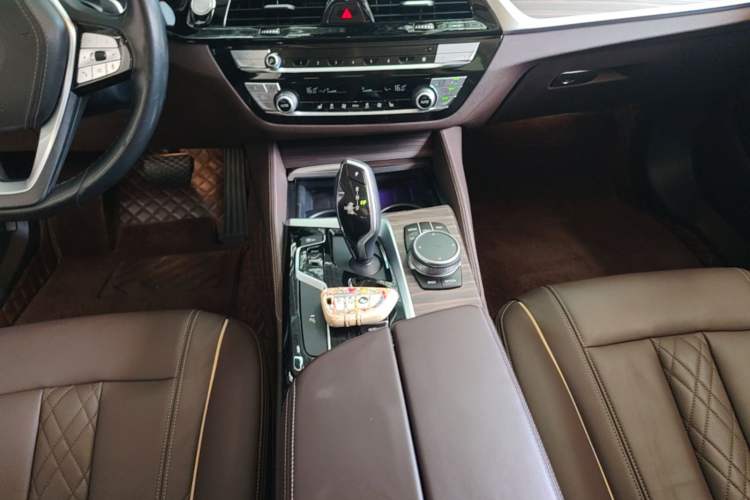 Used BMW 5 Series 2020 530Li Leading Edition Luxury Package Gear Lever