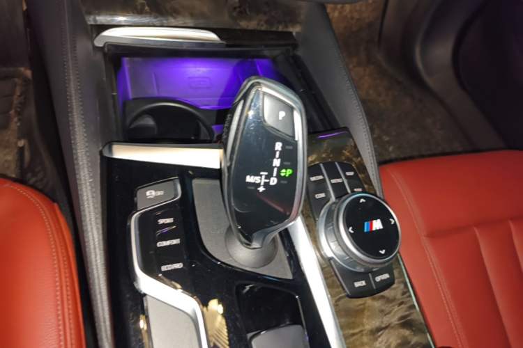 Used BMW 5 Series 2020 530Li Leading Model M Sport Package Gear Lever