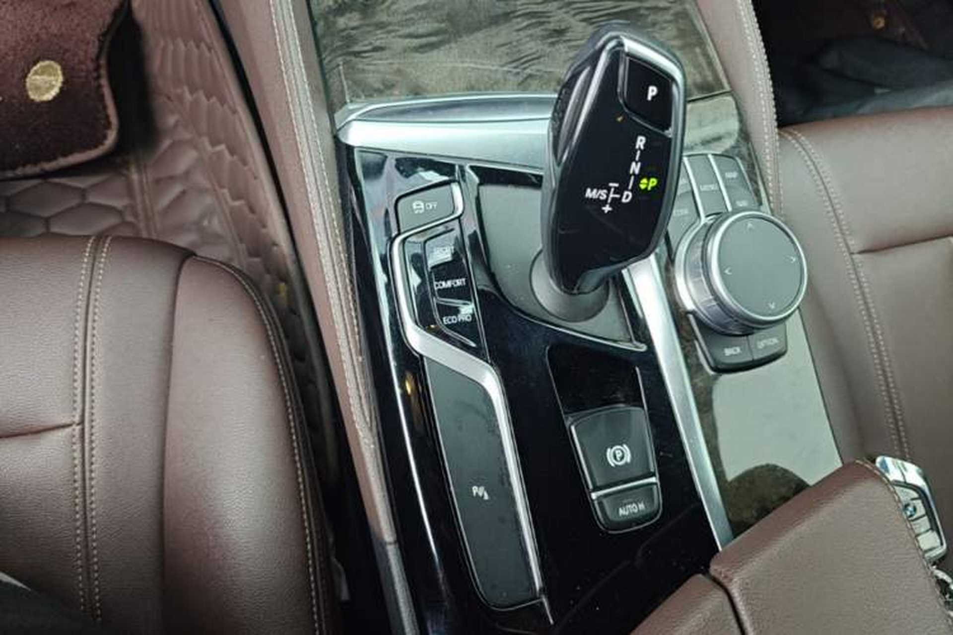 Used BMW 5 Series 2020 525Li M Sport Package Gear Lever