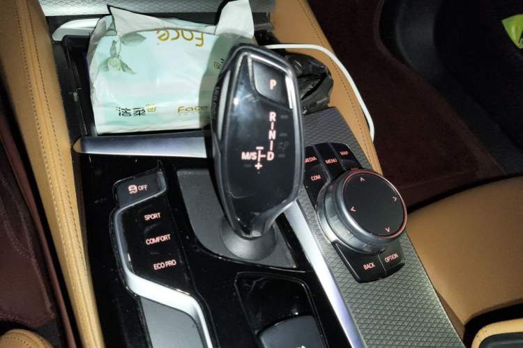 Used BMW 5 Series 2020 525i M Sport Package Gear Lever