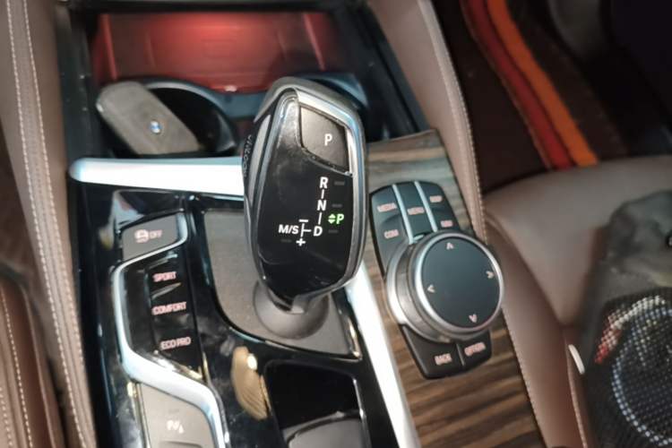 Used BMW 5 Series 2020 530Li Luxury Edition Premium Package Gear Lever