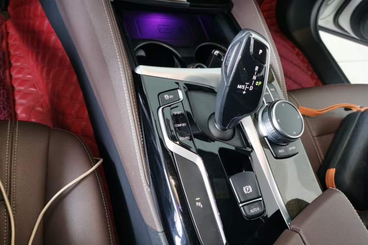 Used BMW 5 Series 2020 525Li M Sport Package Gear Lever