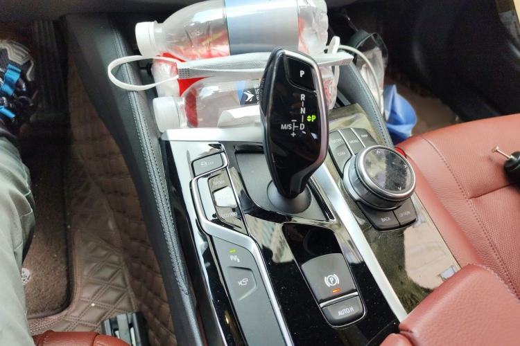 Used BMW 5 Series 2020 530Li Luxury Edition M Sport Package Gear Lever