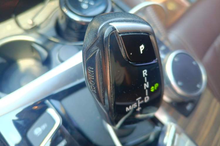 Used BMW 5 Series 2020 530Li Leading Edition Luxury Package Gear Lever