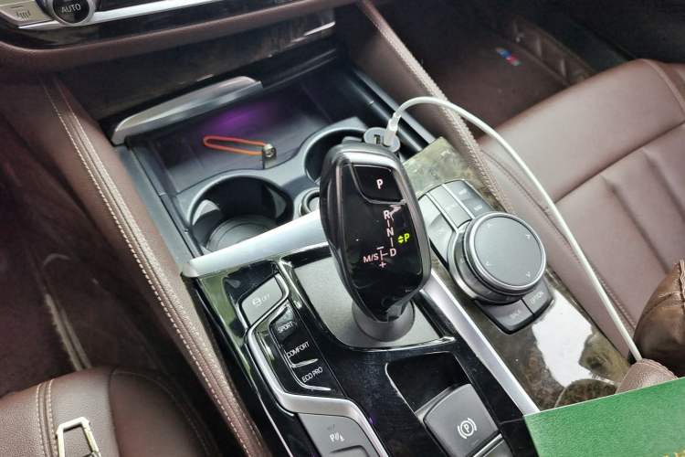 Used BMW 5 Series 2020 525Li M Sport Package Gear Lever