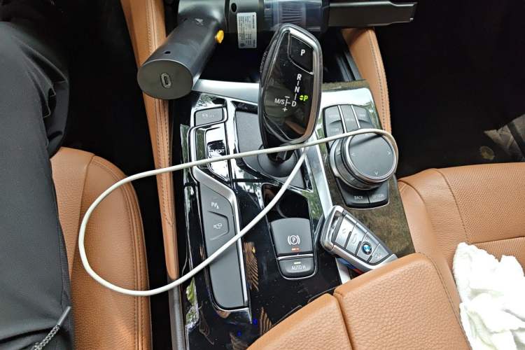 Used BMW 5 Series 2020 530Li Luxury Edition M Sport Package Gear Lever