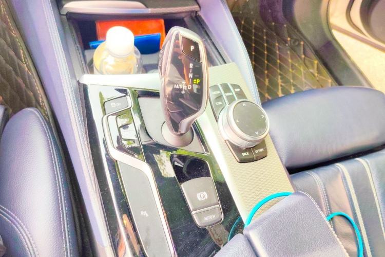 Used BMW 5 Series 2020 530i M Sport Package Gear Lever