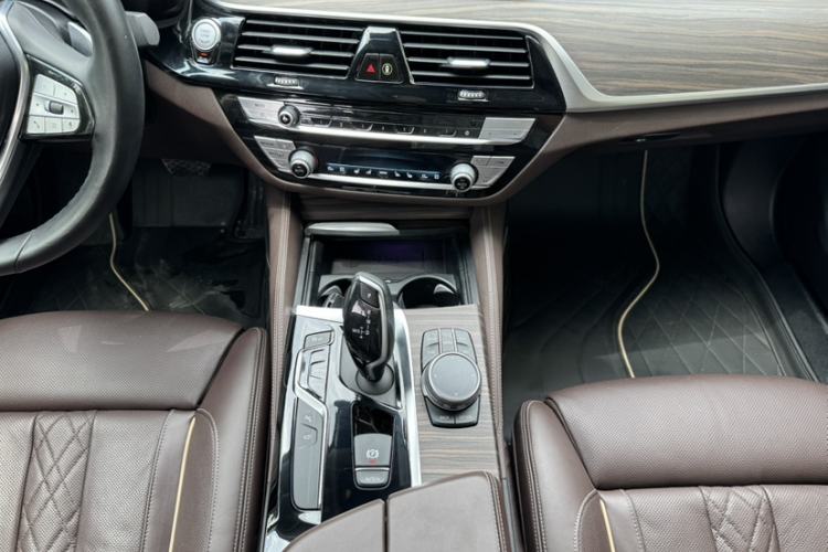Used BMW 5 Series 2020 530Li Luxury Edition Premium Package Gear Lever