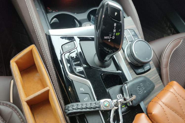 Used BMW 5 Series 2020 530Li Leading Edition Luxury Package Gear Lever