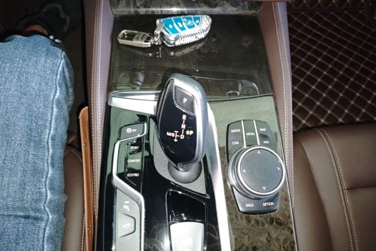 Used BMW 5 Series 2020 525Li M Sport Package Gear Lever