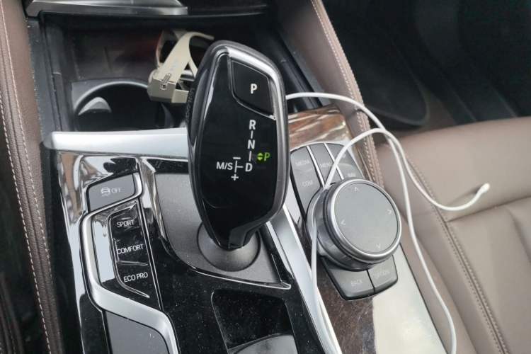 Used BMW 5 Series 2020 525Li Luxury Package Gear Lever