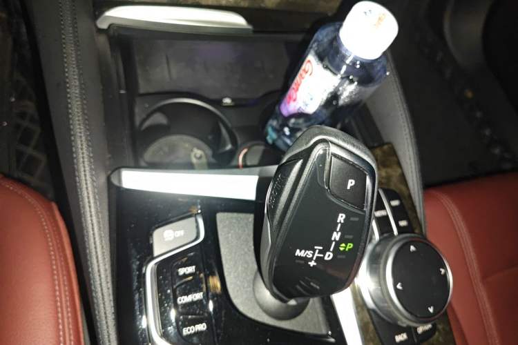 Used BMW 5 Series 2020 530Li Leading Model M Sport Package Gear Lever