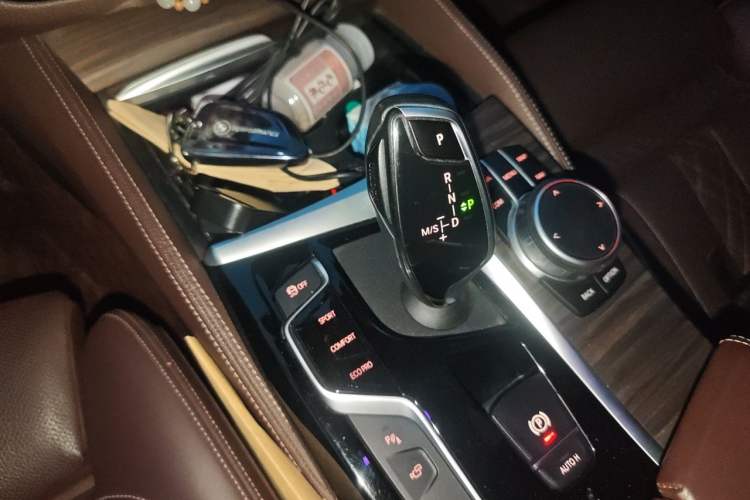 Used BMW 5 Series 2020 530Li Luxury Edition Premium Package Gear Lever