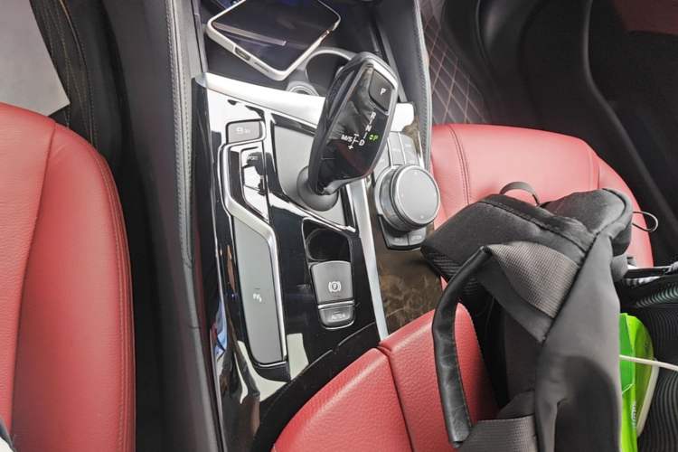 Used BMW 5 Series 2020 530Li Leading Model M Sport Package Gear Lever