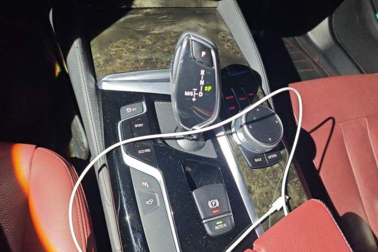 Used BMW 5 Series 2020 530Li Luxury Edition M Sport Package Gear Lever