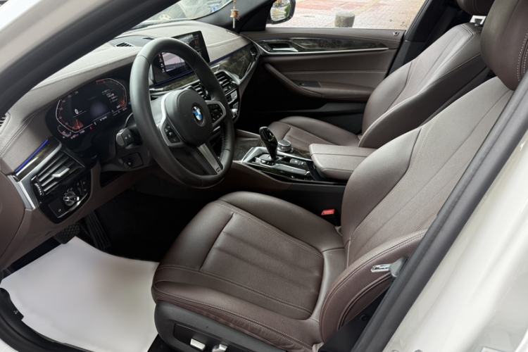 Used BMW 5 Series 2020 525Li M Sport Package Interior 1