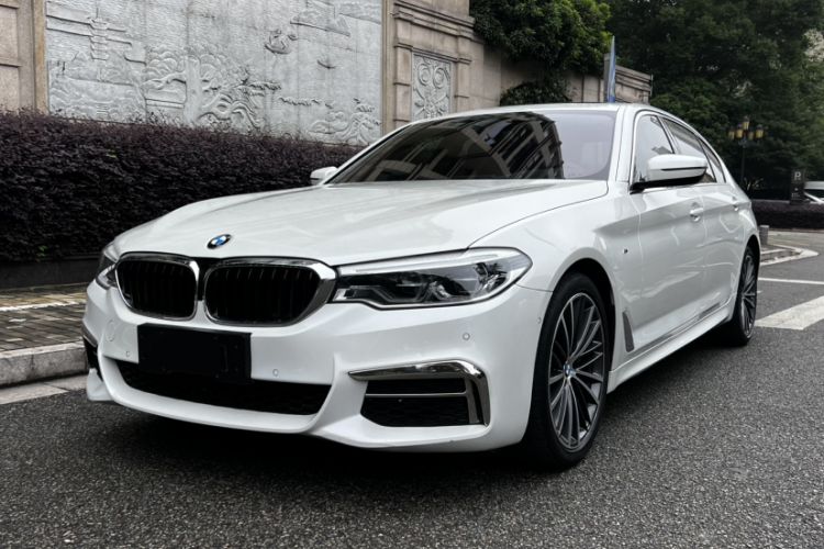 Used BMW 5 Series 2020 530Li Leading Model M Sport Package Interior 1