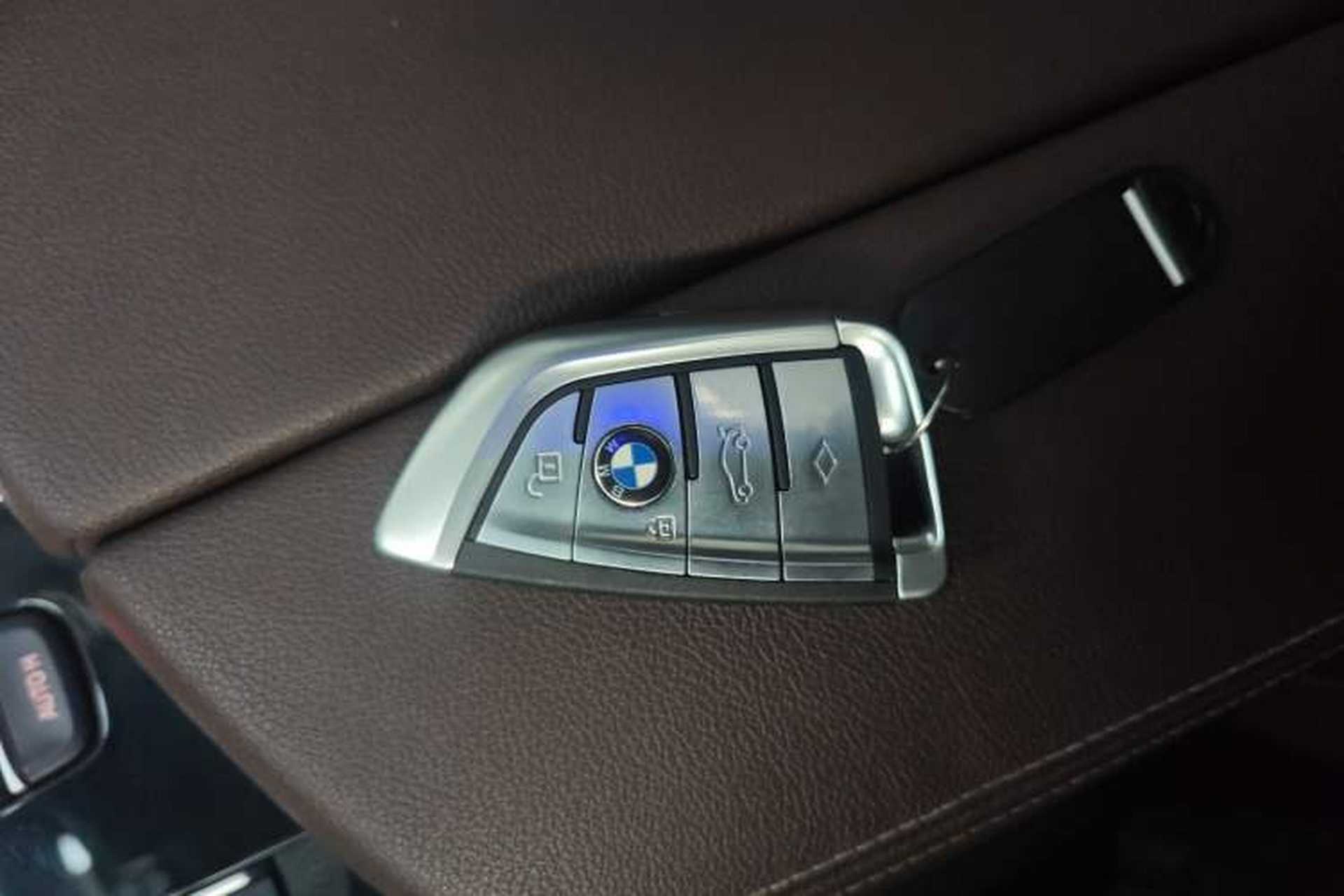 Used BMW 5 Series 2020 525Li Luxury Package Interior 1
