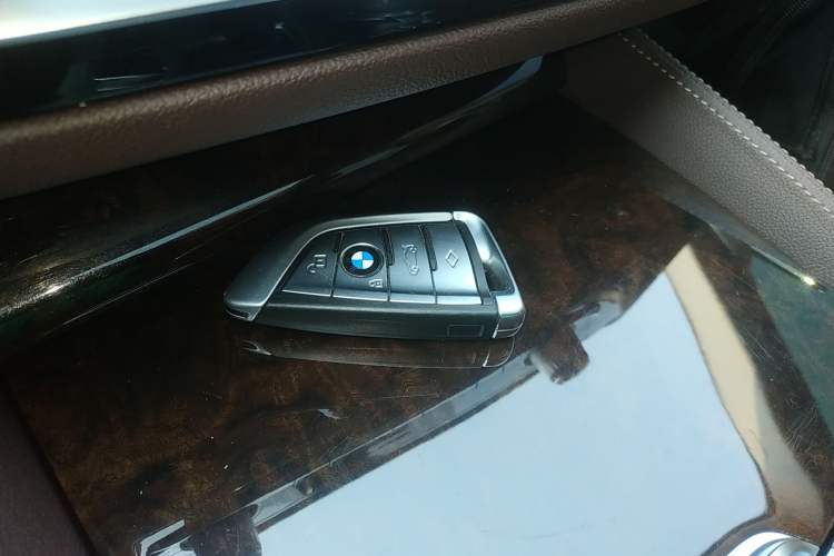Used BMW 5 Series 2020 525Li Luxury Package Interior 1