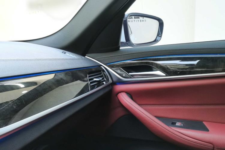 Used BMW 5 Series 2020 530Li Leading Model M Sport Package Interior 11