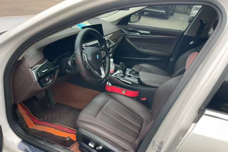 Used BMW 5 Series 2020 525Li Luxury Package Interior 2