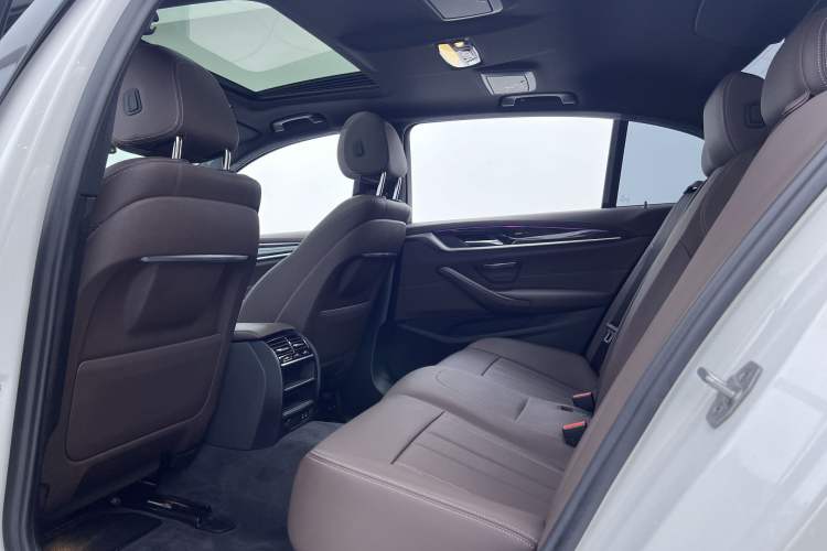 Used BMW 5 Series 2020 525Li M Sport Package Interior 2