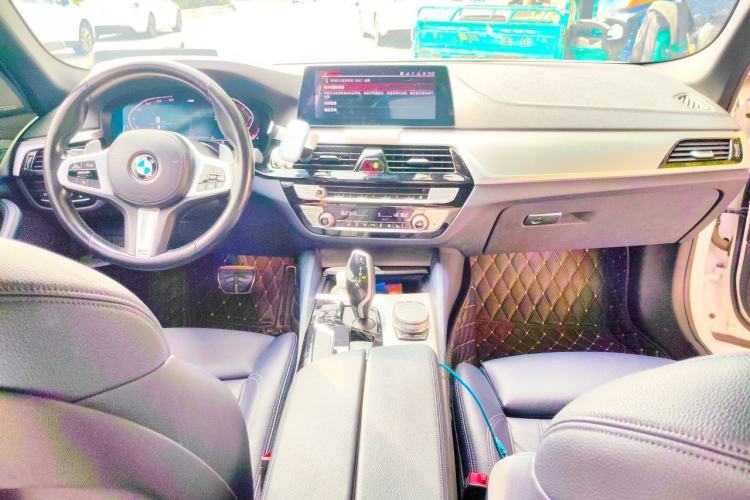 Used BMW 5 Series 2020 530i M Sport Package Interior 2