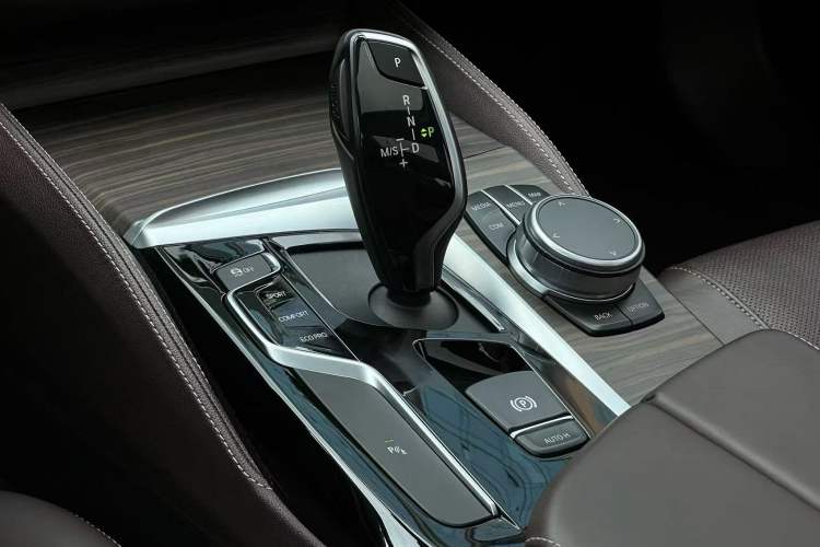 Used BMW 5 Series 2020 530Li Leading Edition Luxury Package Interior 2