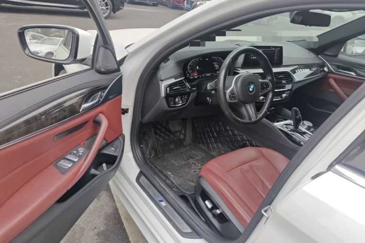 Used BMW 5 Series 2020 530Li Luxury Edition M Sport Package Interior 3