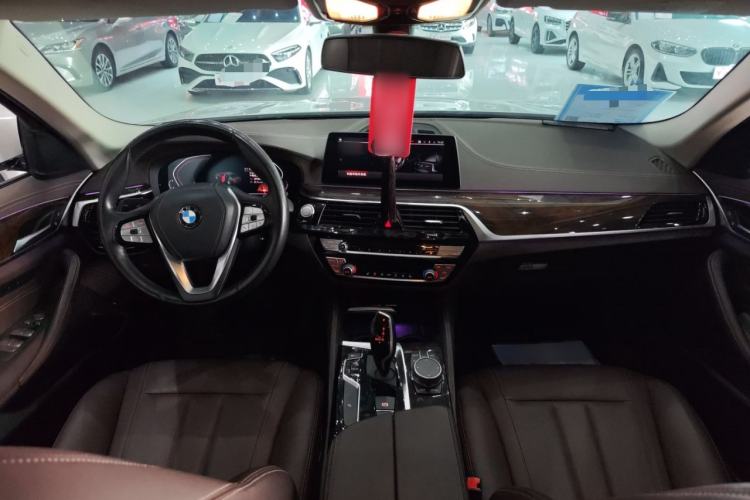 Used BMW 5 Series 2020 525Li Luxury Package Interior 3