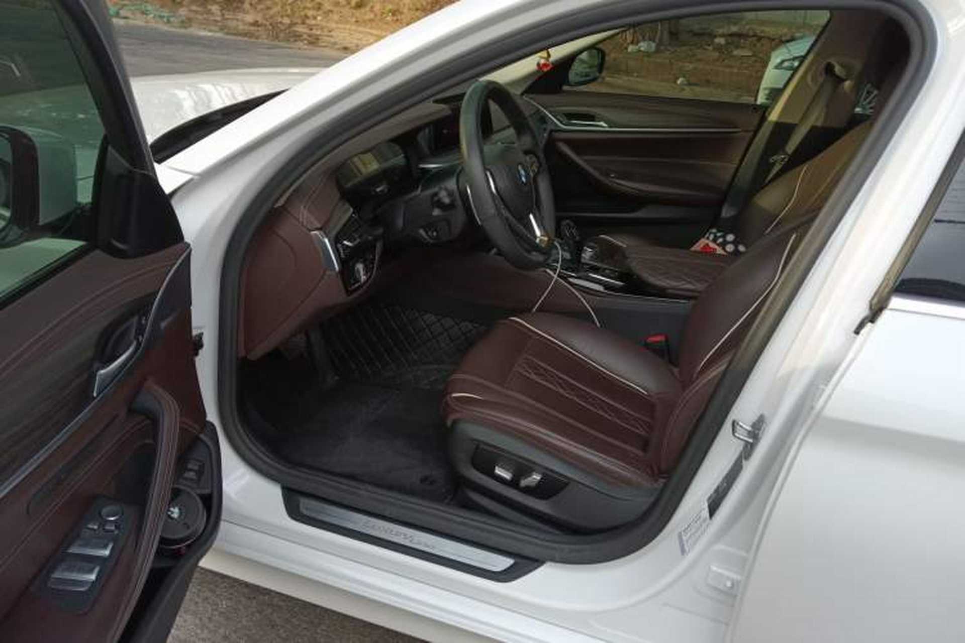 Used BMW 5 Series 2020 530Li Leading Edition Luxury Package Interior 3
