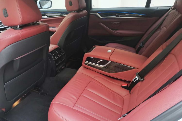 Used BMW 5 Series 2020 530Li Leading Model M Sport Package Interior 3