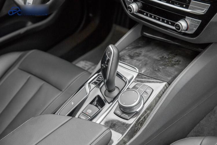 Used BMW 5 Series 2020 530Li Leading Model M Sport Package Interior 5