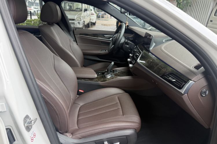 Used BMW 5 Series 2020 525Li M Sport Package Interior 5