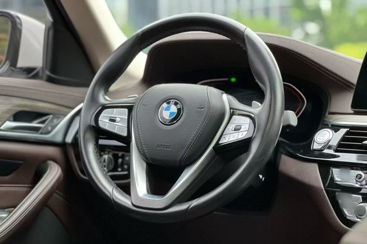 Used BMW 5 Series 2020 530Li Leading Edition Luxury Package Interior 5
