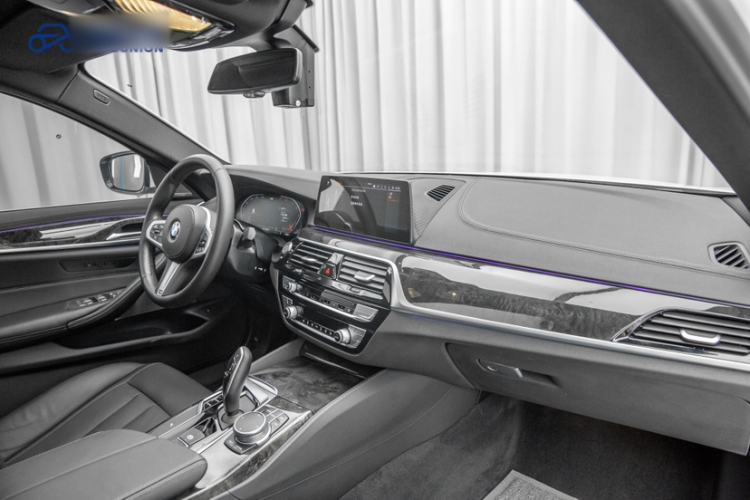 Used BMW 5 Series 2020 530Li Leading Model M Sport Package Interior 6