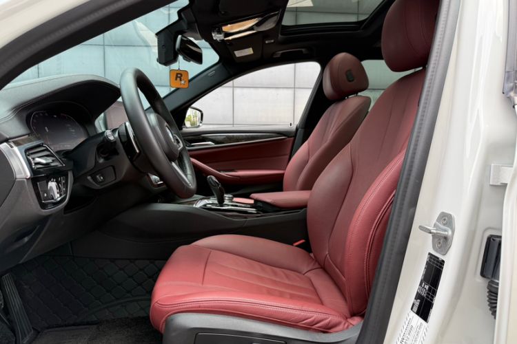 Used BMW 5 Series 2020 530Li Leading Model M Sport Package Interior 6