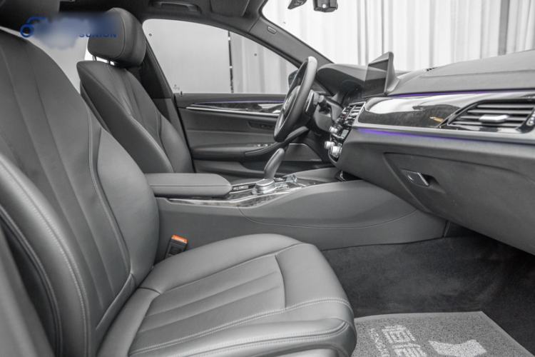 Used BMW 5 Series 2020 530Li Leading Model M Sport Package Interior 7