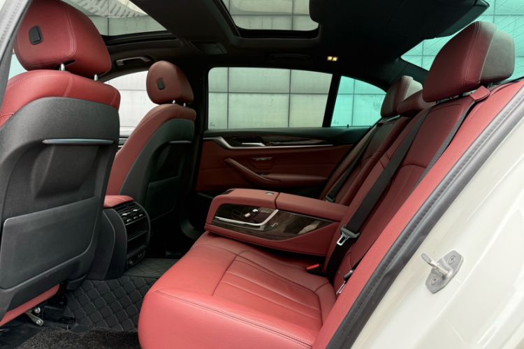 Used BMW 5 Series 2020 530Li Leading Model M Sport Package Interior 7