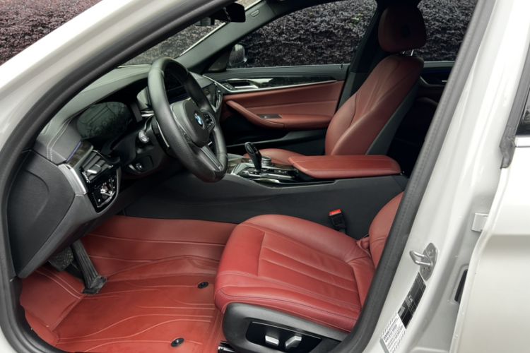 Used BMW 5 Series 2020 530Li Leading Model M Sport Package Interior 7