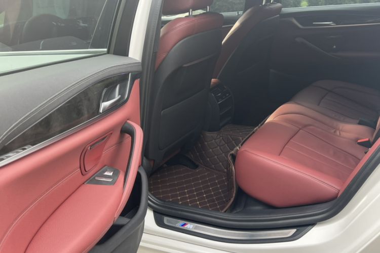 Used BMW 5 Series 2020 530Li Leading Model M Sport Package Interior 8