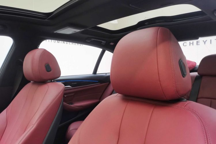 Used BMW 5 Series 2020 530Li Leading Model M Sport Package Interior 8