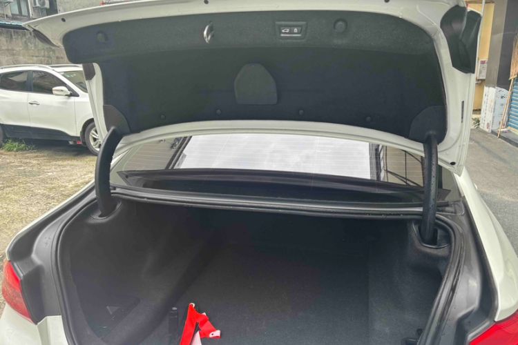 Used BMW 5 Series 2020 530Li Leading Edition Luxury Package Interior 9