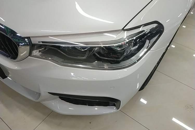 Used BMW 5 Series 2020 530Li xDrive M Sport Package Left Front Headlight