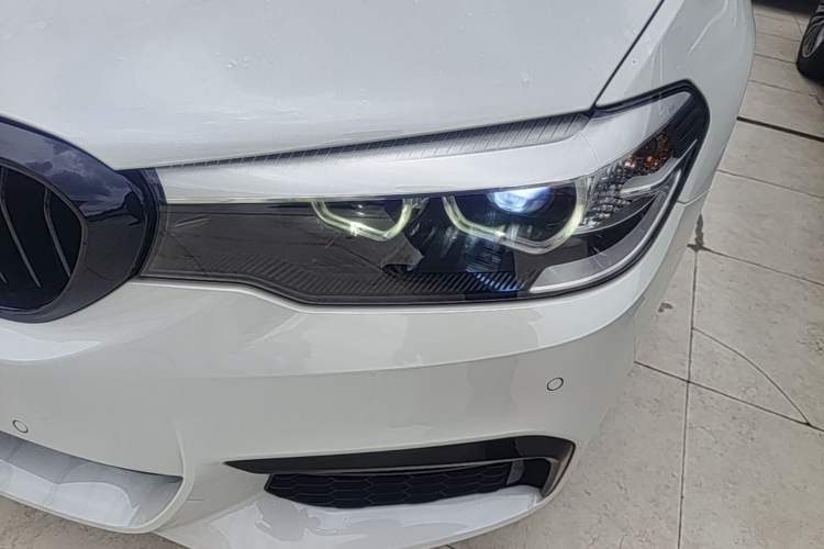 Used BMW 5 Series 2020 525Li M Sport Package Left Front Headlight