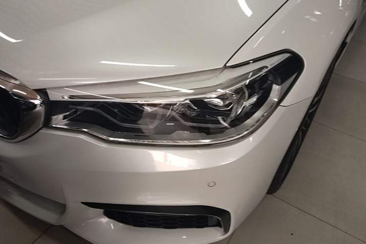 Used BMW 5 Series 2020 530Li Luxury Edition M Sport Package Left Front Headlight