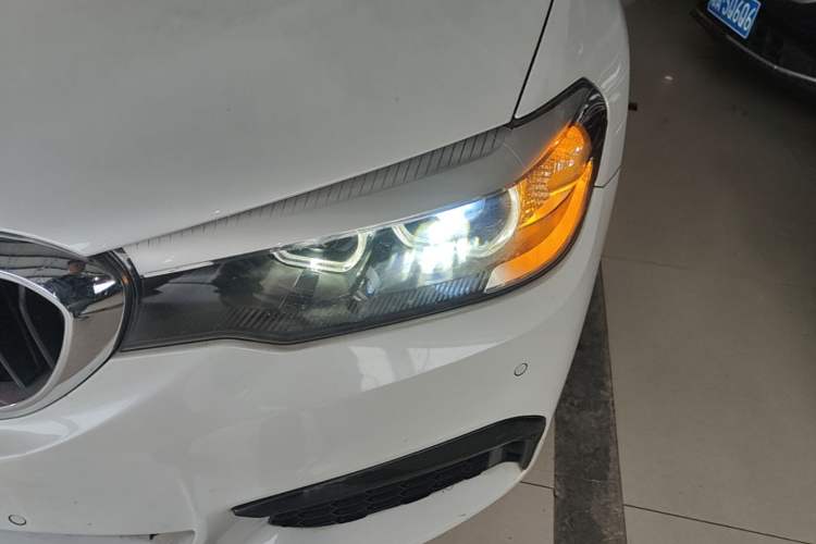 Used BMW 5 Series 2020 525Li M Sport Package Left Front Headlight