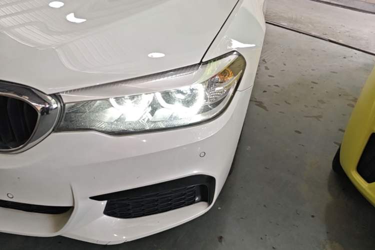 Used BMW 5 Series 2020 525Li M Sport Package Left Front Headlight