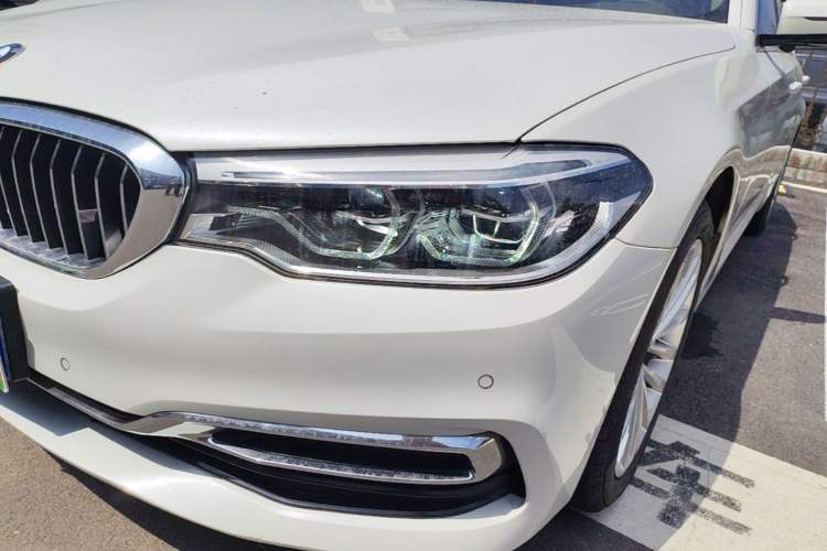 Used BMW 5 Series 2020 530Li xDrive Luxury Package Left Front Headlight
